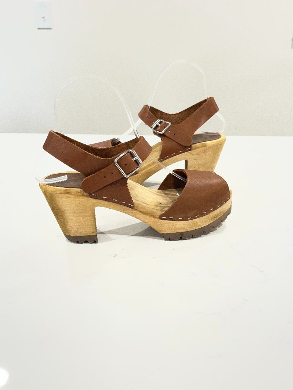MIA Anja Brown Leather Clog Sandal Size 37 / 6.5